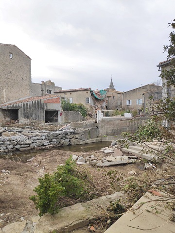 Inondations dans l'Aude, avec des dégâts aux habitations