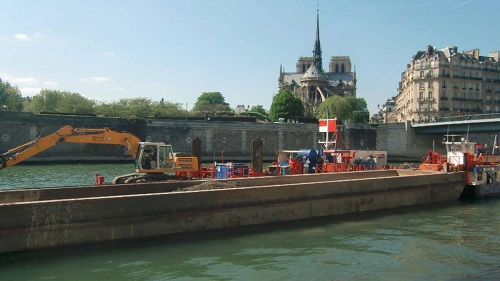dragage sur la Seine à Paris