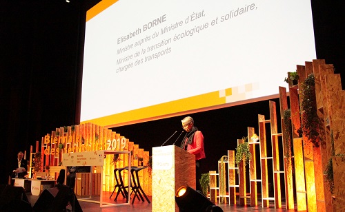 Elisabeth Borne lors de son intervention à la Biennale
