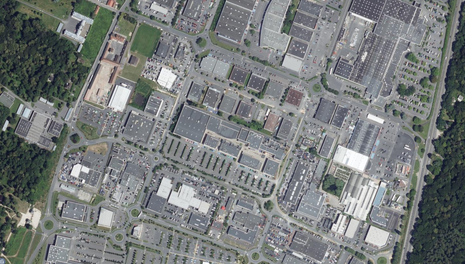 Geopark : exploiter les images satellite pour caractériser les parkings et leur potentiel en termes de désimperméabilisation et de photovoltaïque