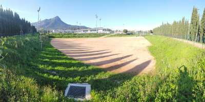 Terrain de sport inondable à La Garde (Toulon)