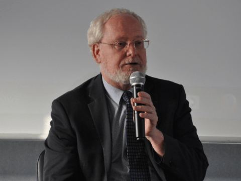 Portrait de Pierre-Alain Roche, président de la section Mobilité et transports au Conseil général de l'environnement et du développement durable (CGEDD)