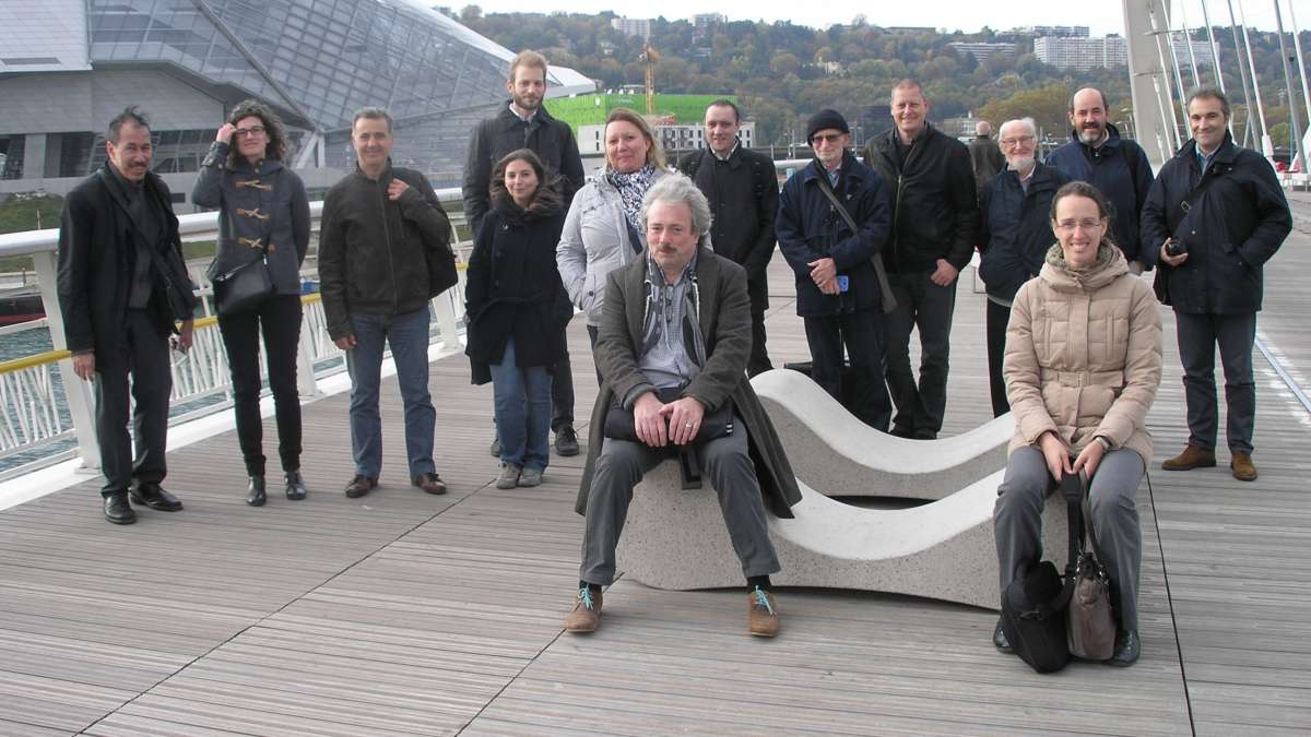 The UTF group in Lyon (new bridge on T1 line)