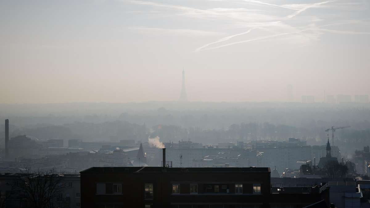 Pic de pollution à Paris et banlieue parisienne.