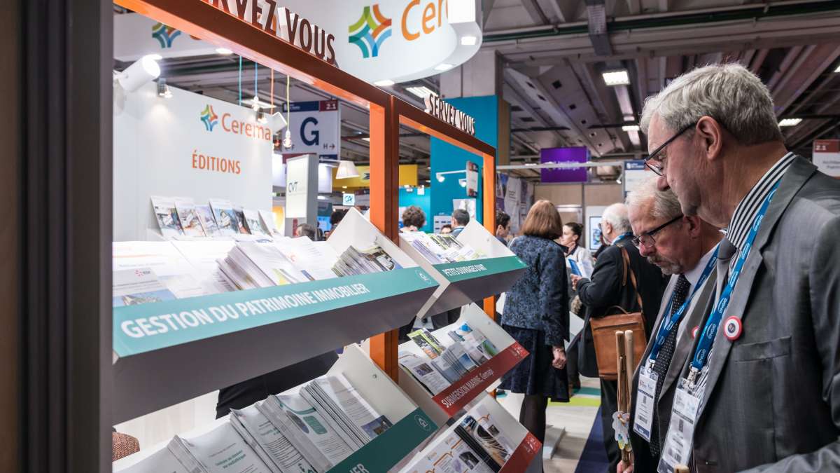 Stand du Cerema au salon des maires et des collectivités locales 2017