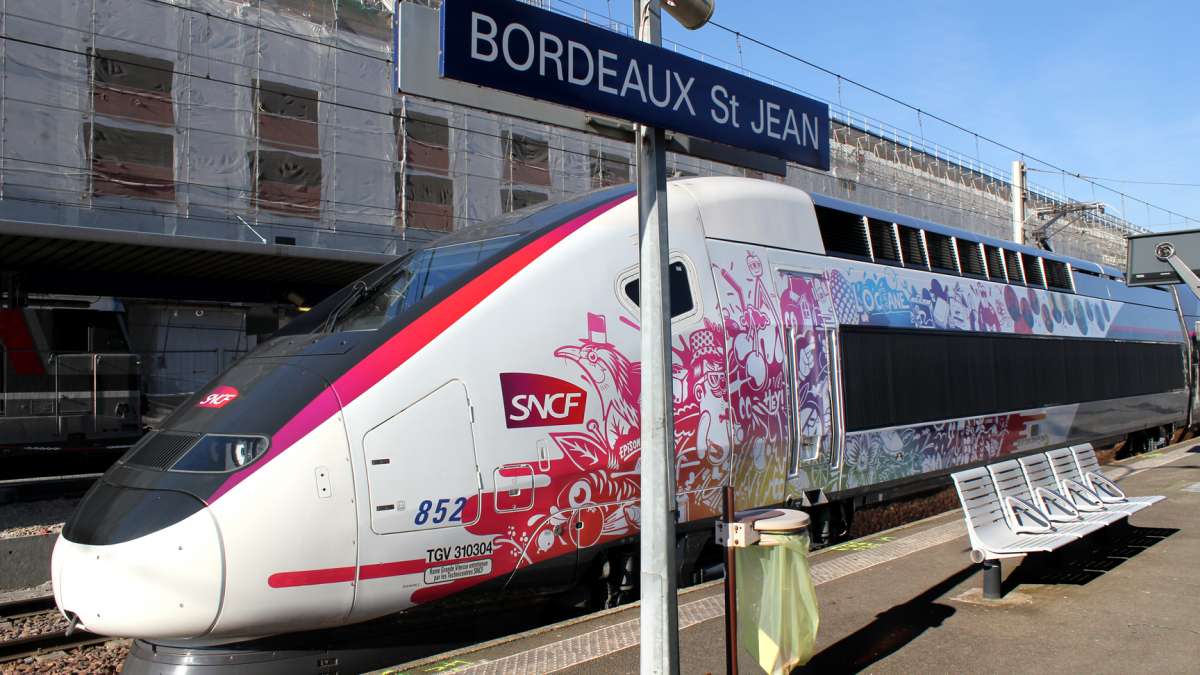 TGV de la LGV en gare de Bordeaux