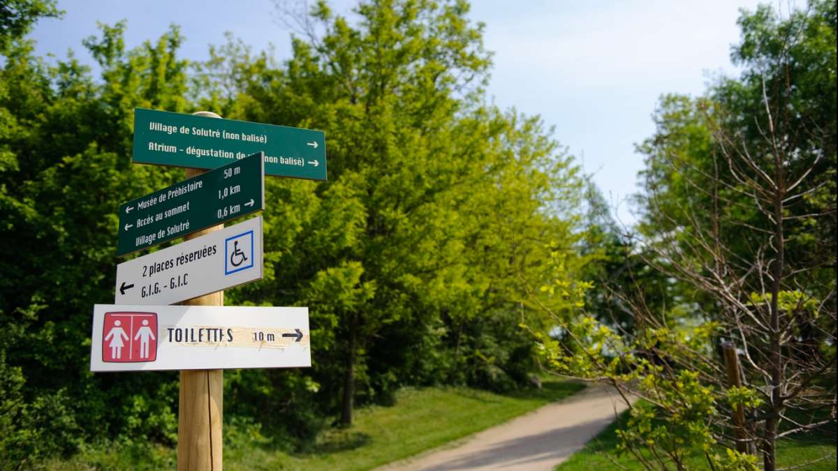 Panneau pour les touristes