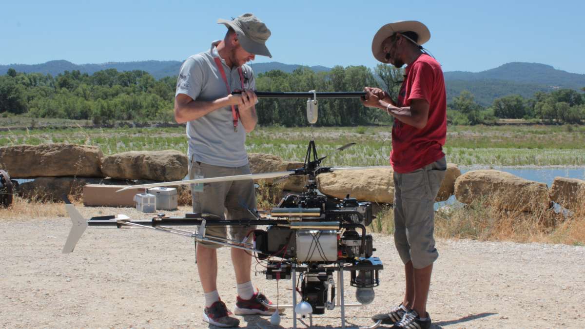Essai de drone pour surveiller les digues