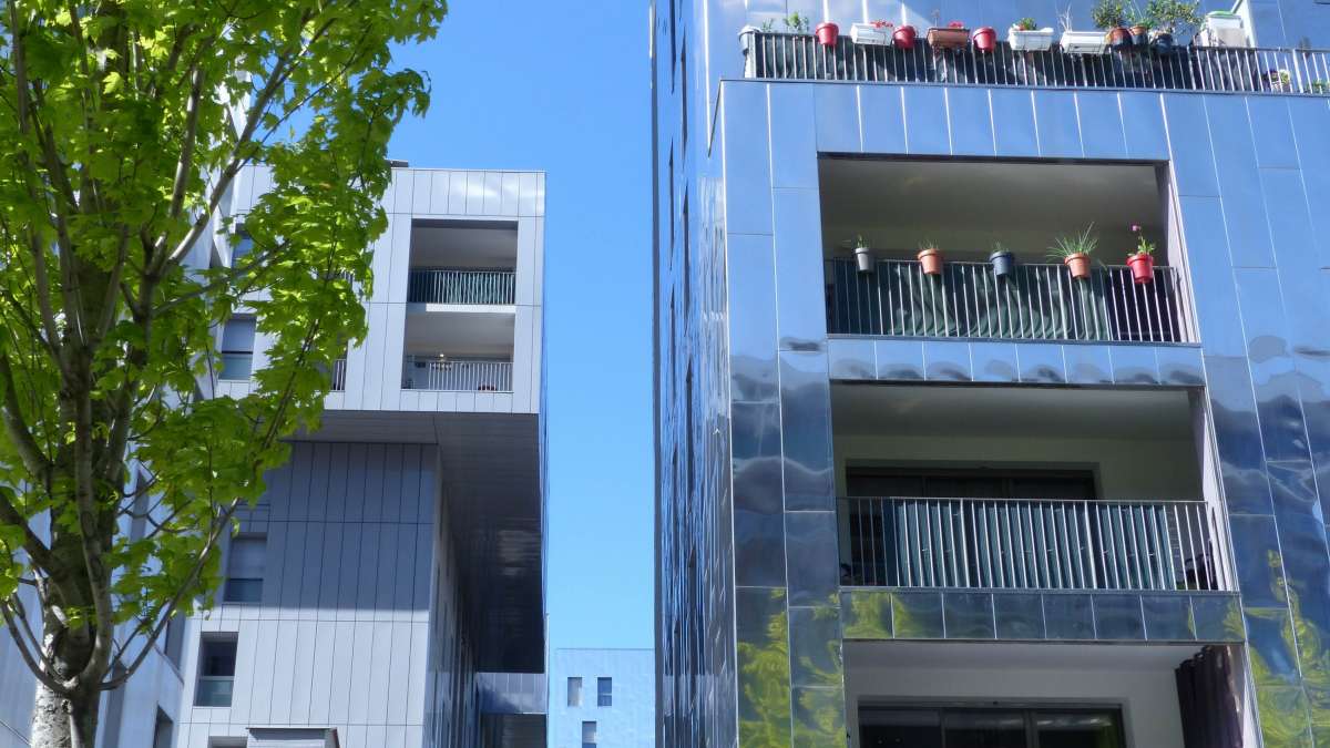 Immeubles à Lyon avec façade métallique