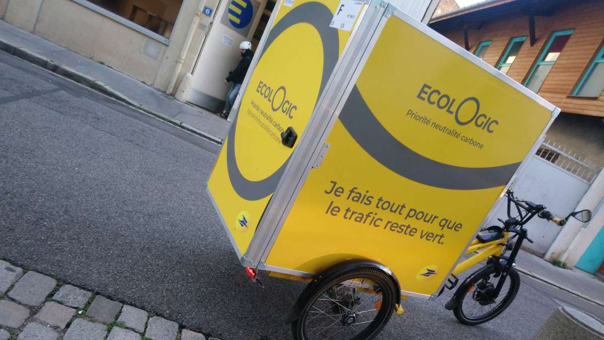Vélo électrique de livraison en ville