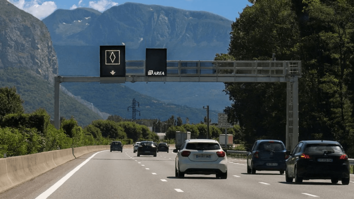 Voie réservée au covoiturage près de Grenoble 