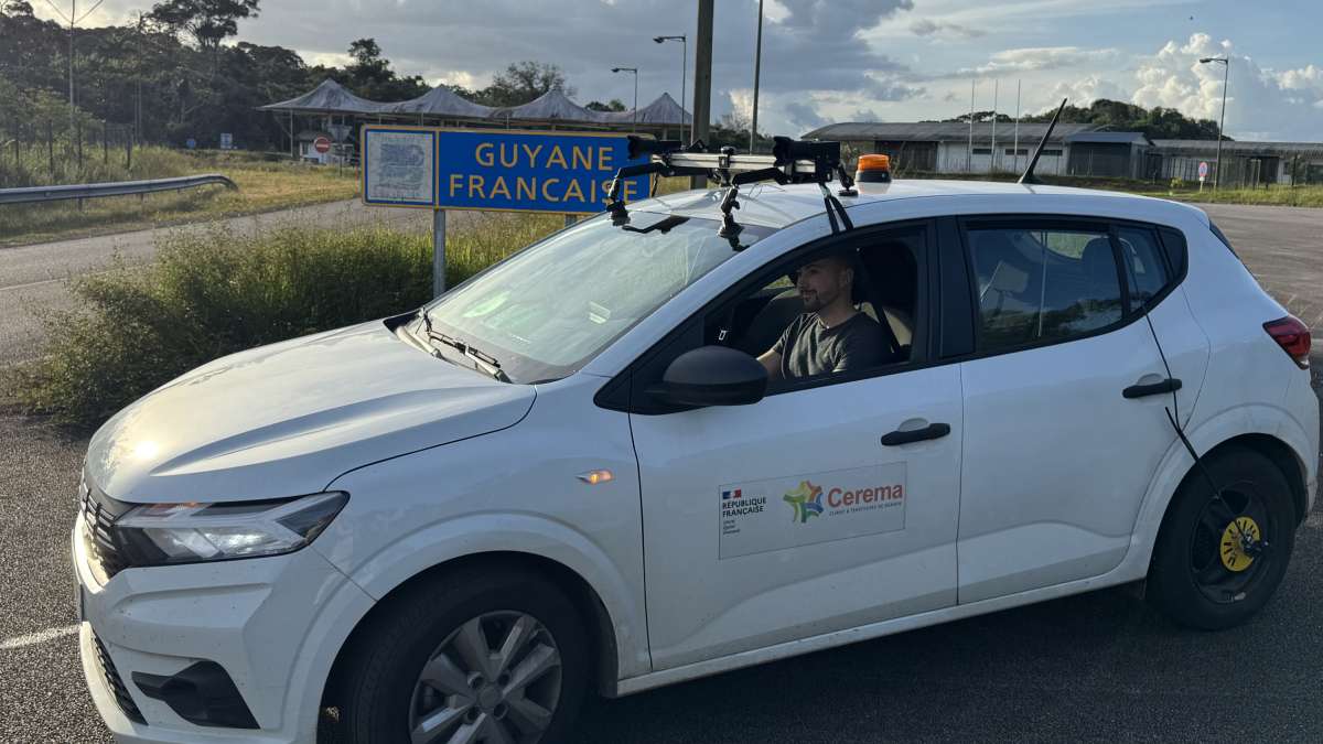 Véhicule ISRI Cam du Cerema