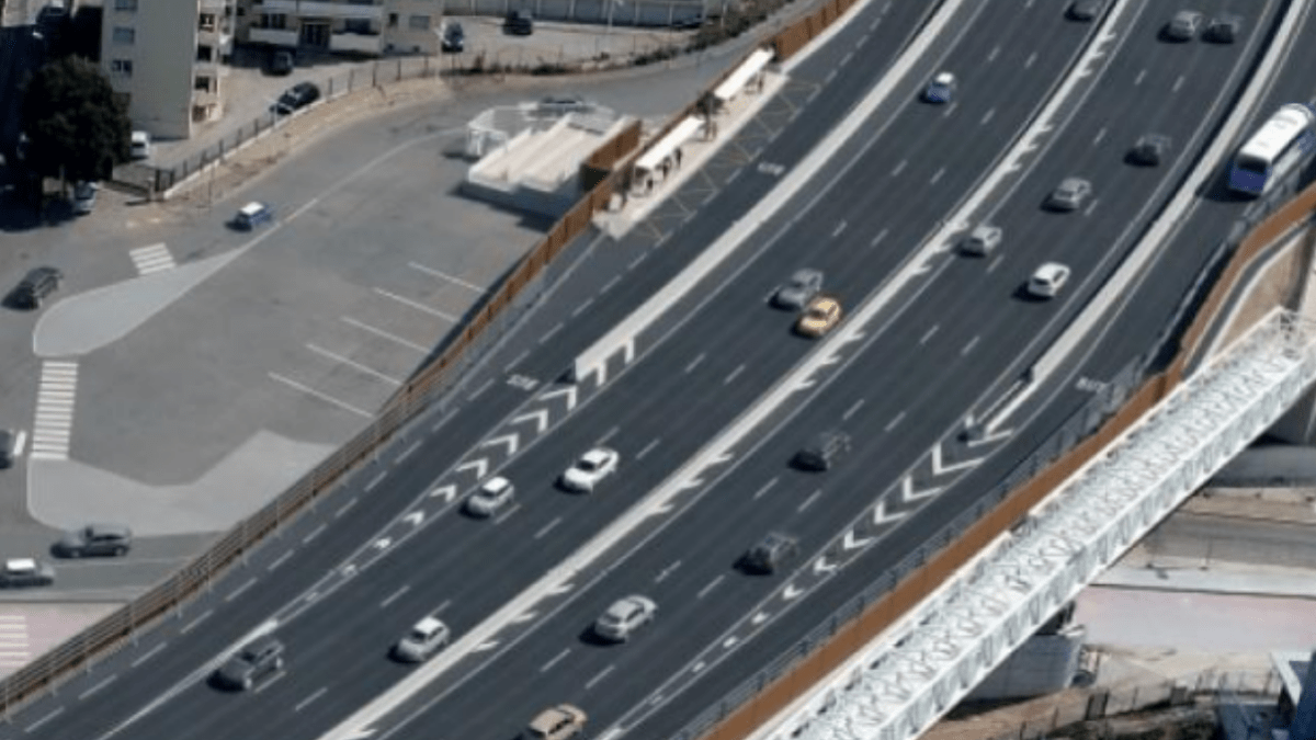 Vue aérienne de l'entrée Nord de Marseille au niveau du pôle d'échange Gèze