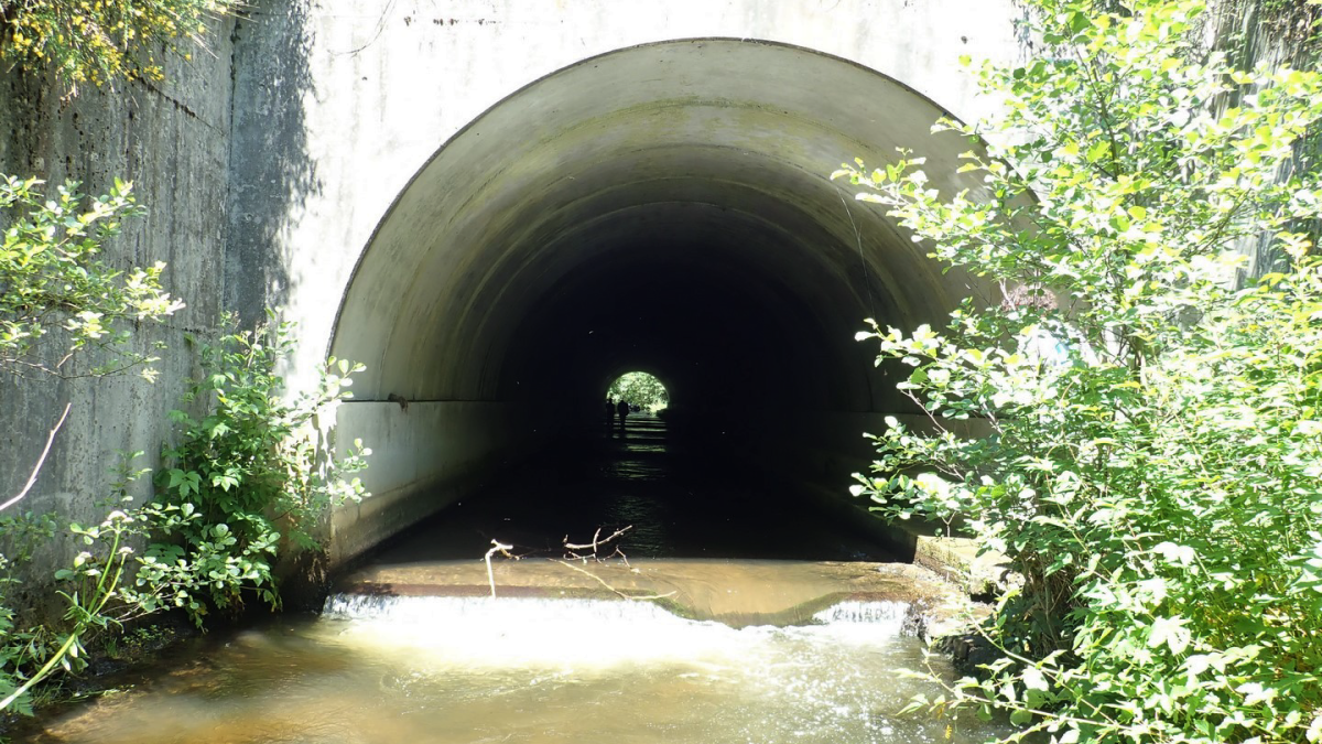 ouvrage hydraulique de rétablissement des petits cours d'eau