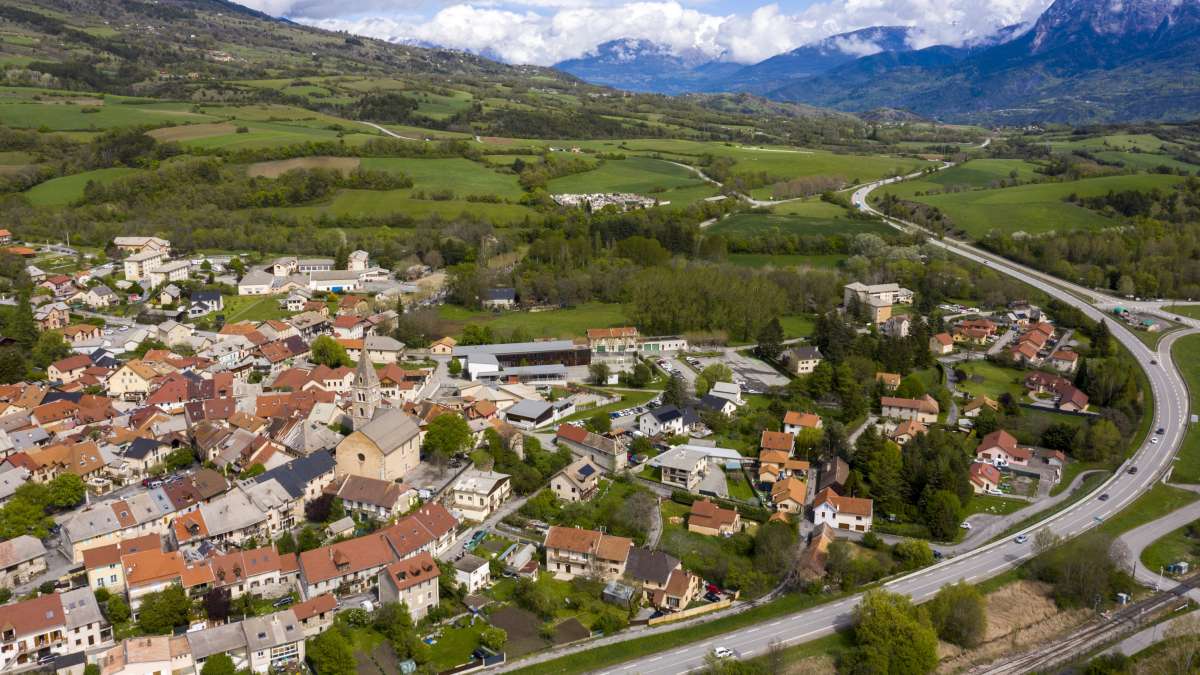 Paysage rural de montagne 