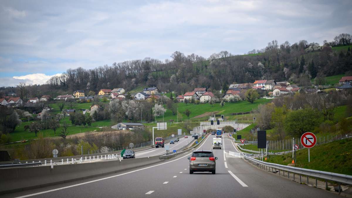 Circulation routière près de Grenoble