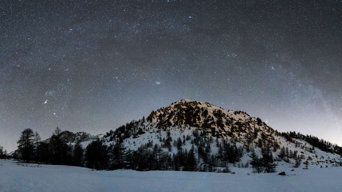 Nuit étoilée en montagne