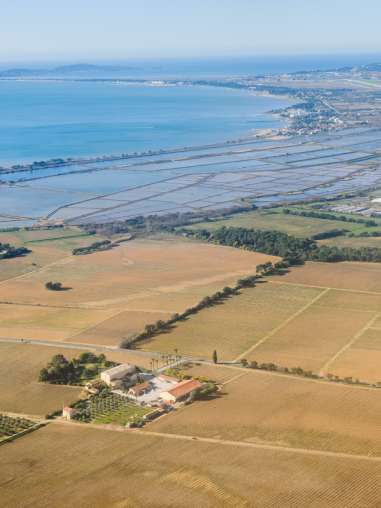 Zone littorale sinistrée dans le Var en février 2014