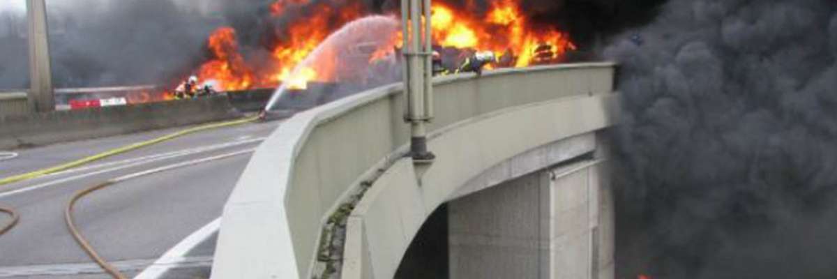 Incendie sur le pont